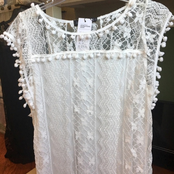 Boho Sleeveless White Lace Mini Beach Dress NWT - Picture 4 of 8